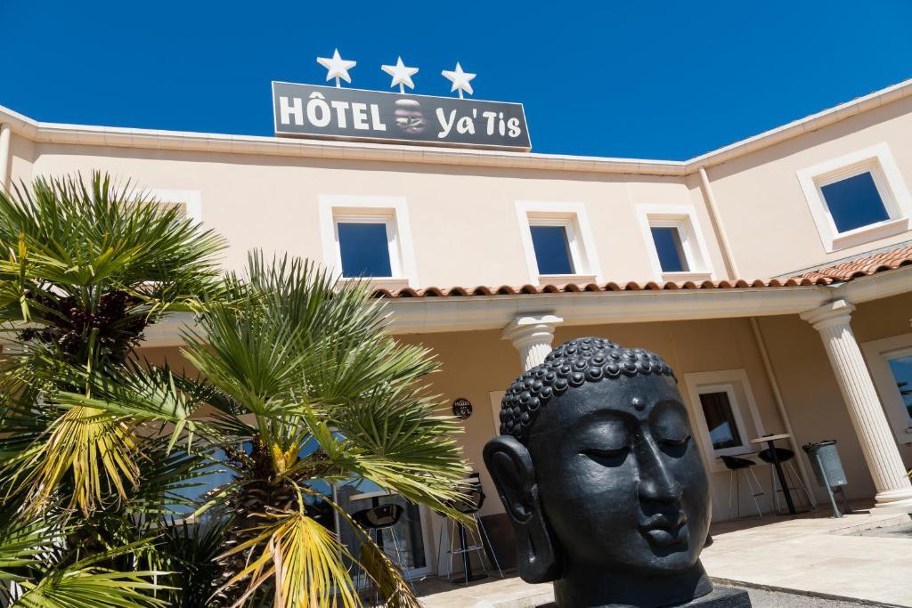 Le Ya'Tis Hotel Saint-Laurent-des-Arbres Ngoại thất bức ảnh