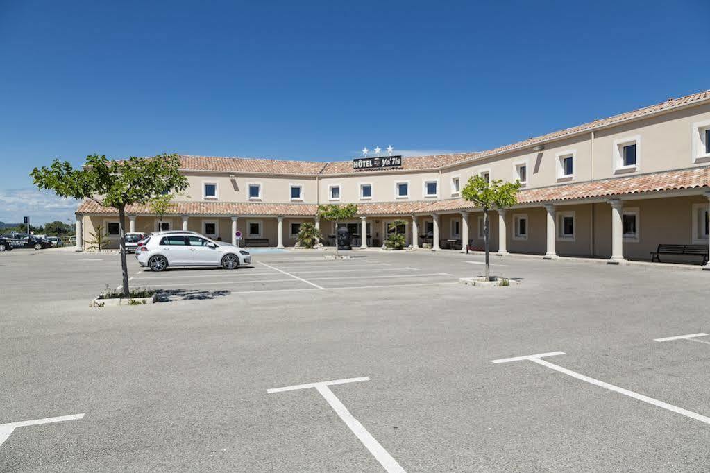 Le Ya'Tis Hotel Saint-Laurent-des-Arbres Ngoại thất bức ảnh